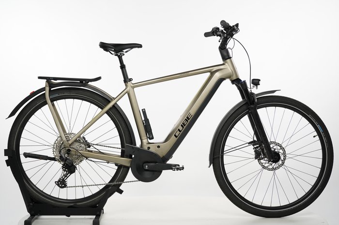 CUBE Kathmandu Hybrid Pro 750 Lady