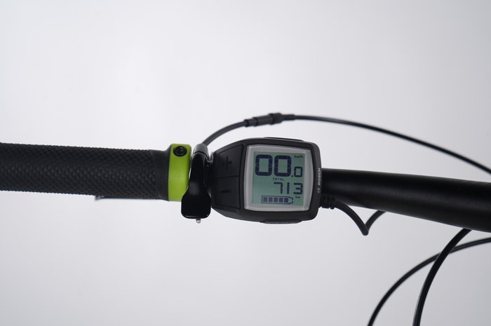 Cube Reaction Hybrid Pro