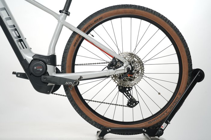 Cube Reaction Hybrid Pro 625