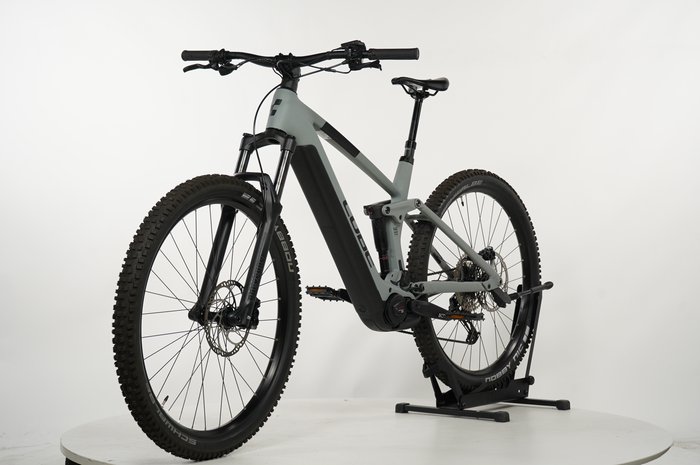CUBE Stereo Hybrid 140 HPC Pro 625