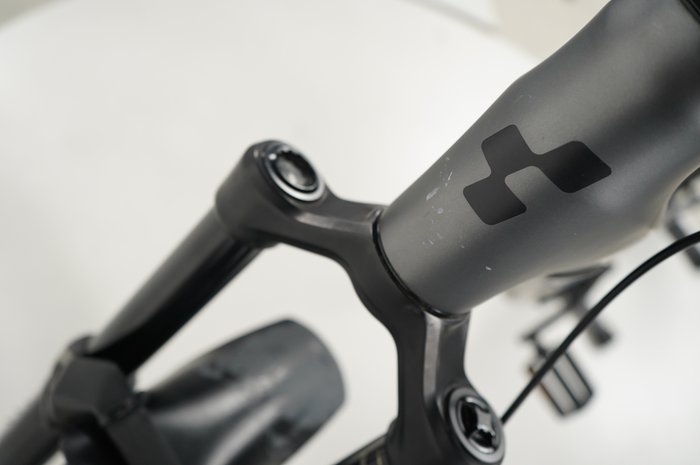 CUBE Stereo Hybrid 160 HPC Race 750 27.5