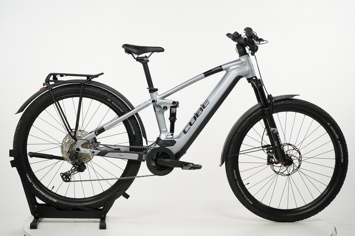 CUBE Stereo Hybrid 120 Race