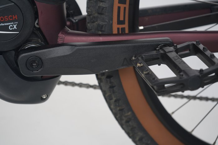 Cube Reaction Hybrid SLX 750