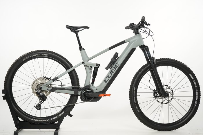 CUBE Stereo Hybrid 140 HPC Pro 625
