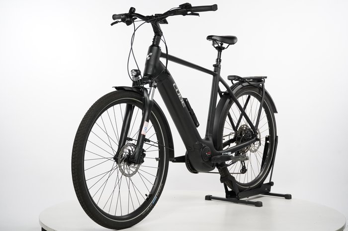 CUBE Touring Hybrid Pro 625