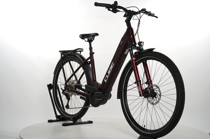 CUBE Touring Hybrid EXC 625