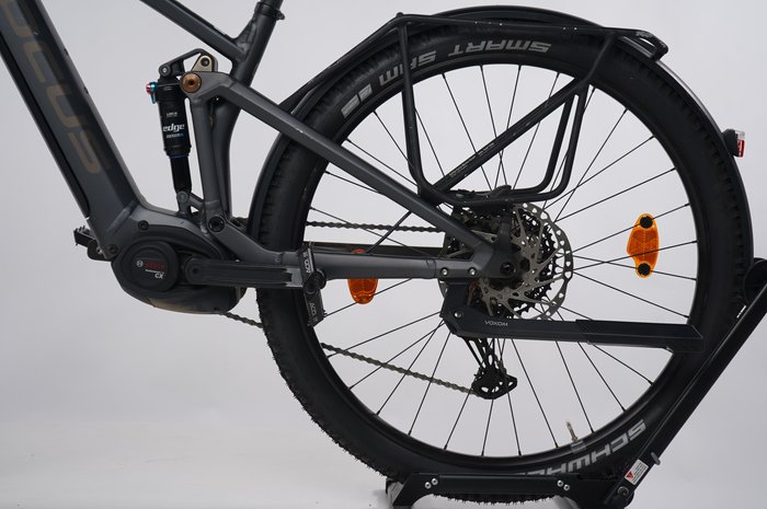 Focus Thron 2 6.8 EQP