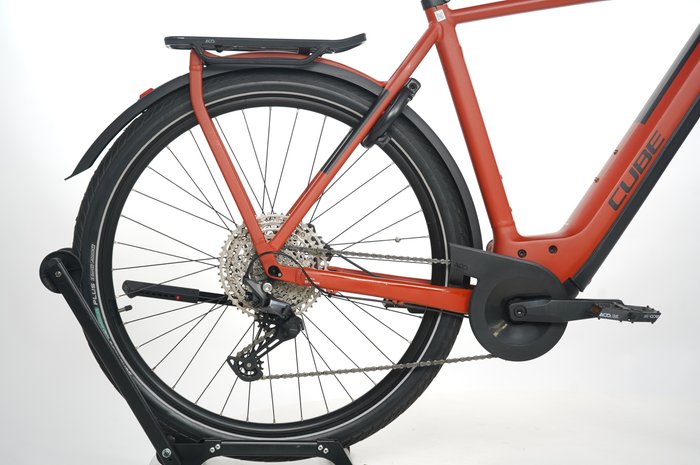 CUBE Kathmandu Hybrid EXC 750