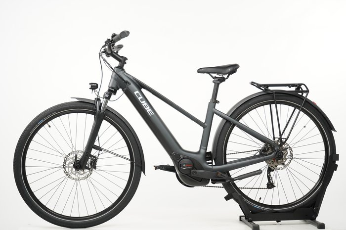 CUBE Touring Hybrid ONE 625