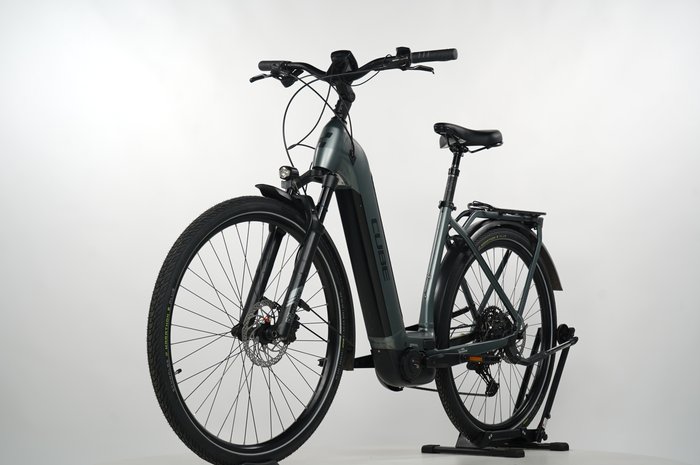 Cube Kathmandu Hybrid Pro 625 Easy Entry