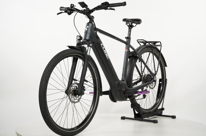 CUBE Touring Hybrid ONE 625