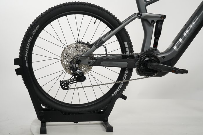 CUBE Stereo Hybrid 160 HPC Race 750 27.5