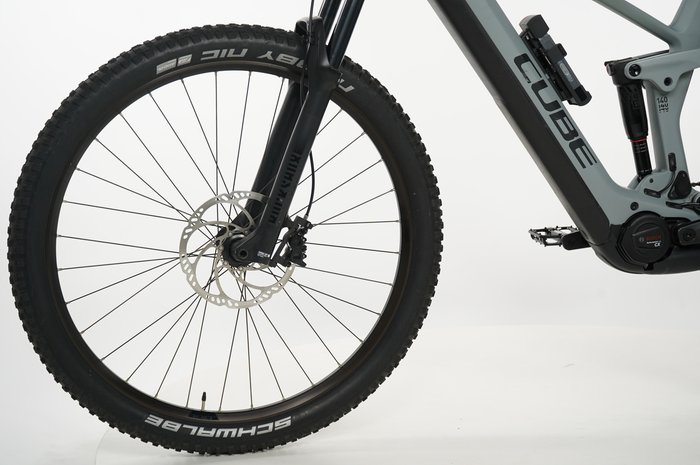 CUBE Stereo Hybrid 140 HPC Pro 750