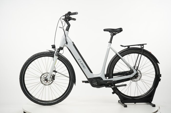 CUBE Supreme Hybrid ONE 500 Easy Entry