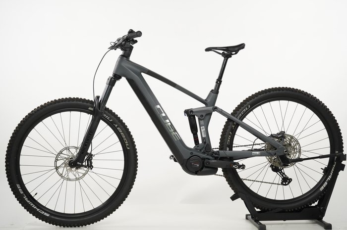 CUBE Stereo Hybrid 140 HPC Race 750
