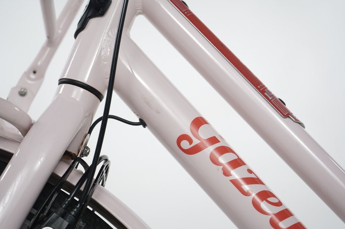 Gazelle Miss Grace C7+ HMB