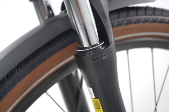 Cube Touring Hybrid Pro 625