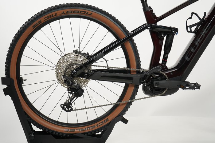CUBE Stereo Hybrid 140 HPC Race 750