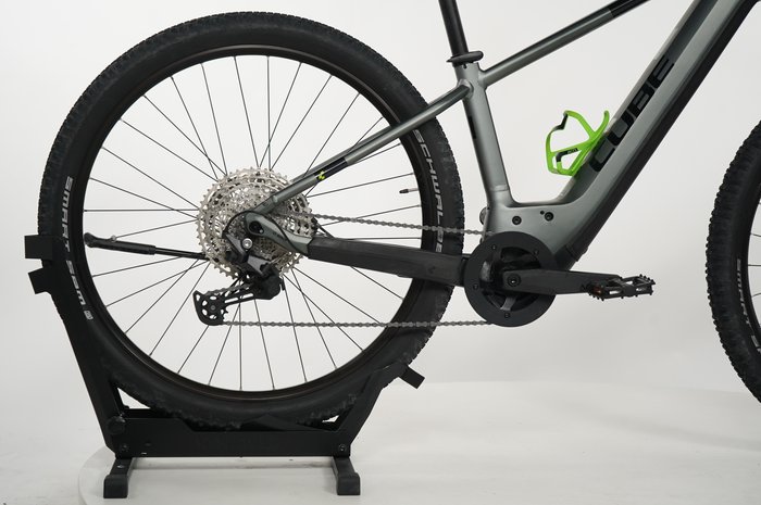 CUBE Reaction Hybrid Pro 750