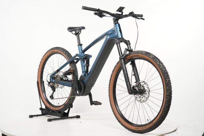 CUBE Stereo Hybrid 120 Race