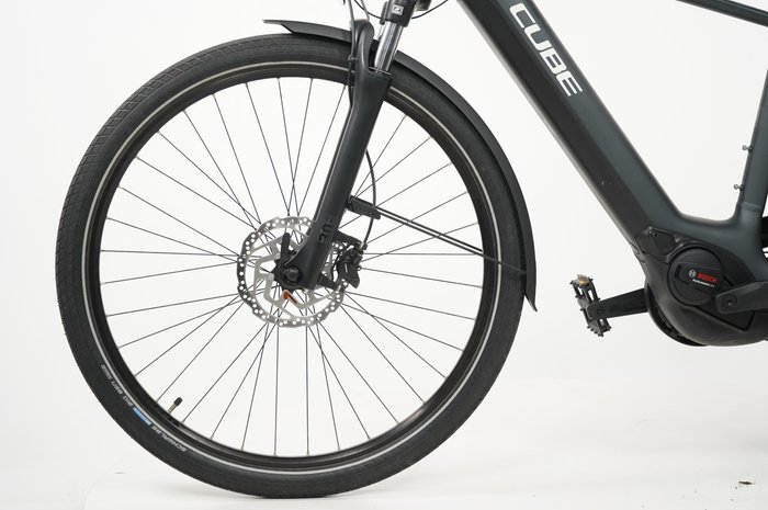 CUBE Touring Hybrid ONE 625