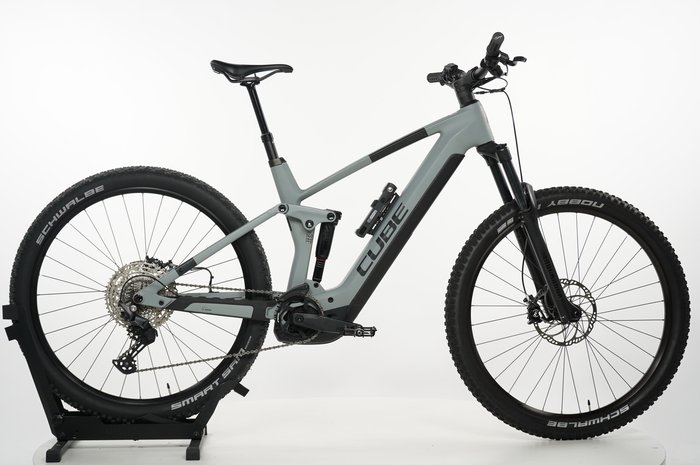 CUBE Stereo Hybrid 140 HPC Pro 750