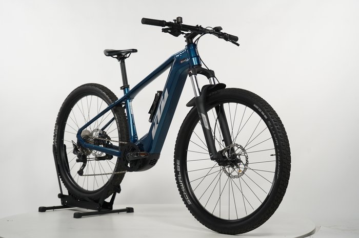 KTM Macina Team 691