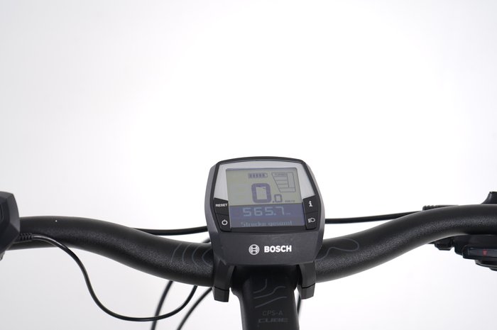 Cube Kathmandu Hybrid Pro 625