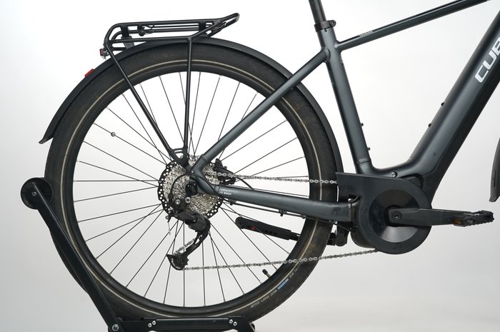 Cube Touring Hybrid ONE 625