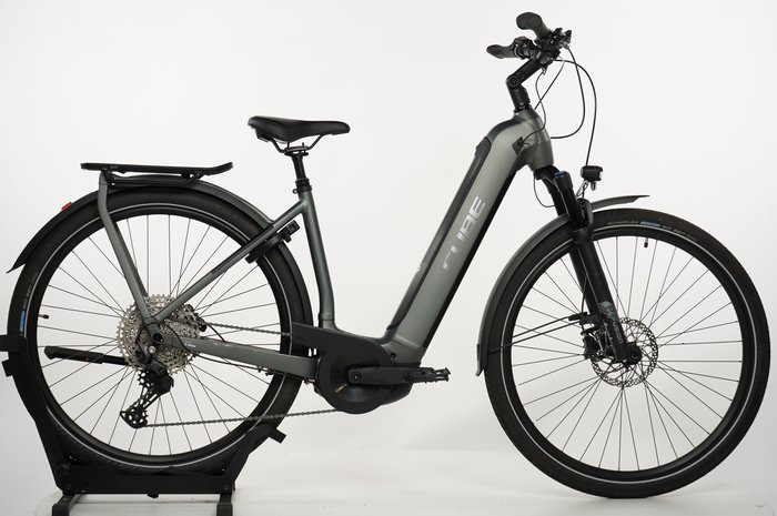 CUBE Kathmandu Hybrid Pro 750