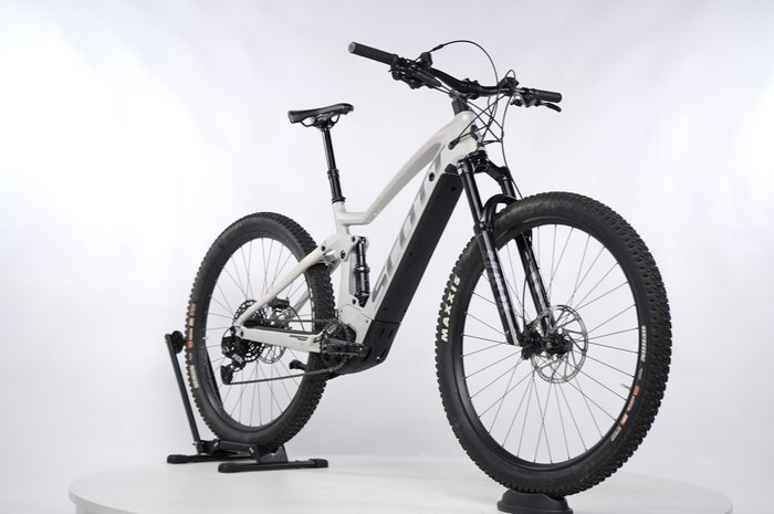 Scott Strike eRide 910