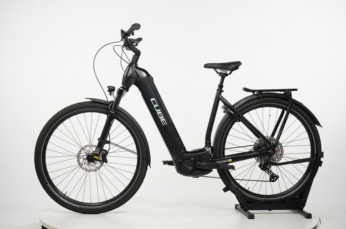 CUBE Kathmandu Hybrid EXC 750