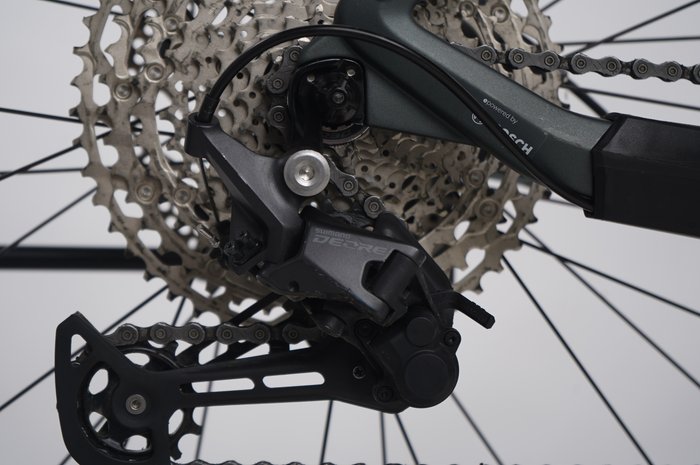 Cube Touring Hybrid Pro 625