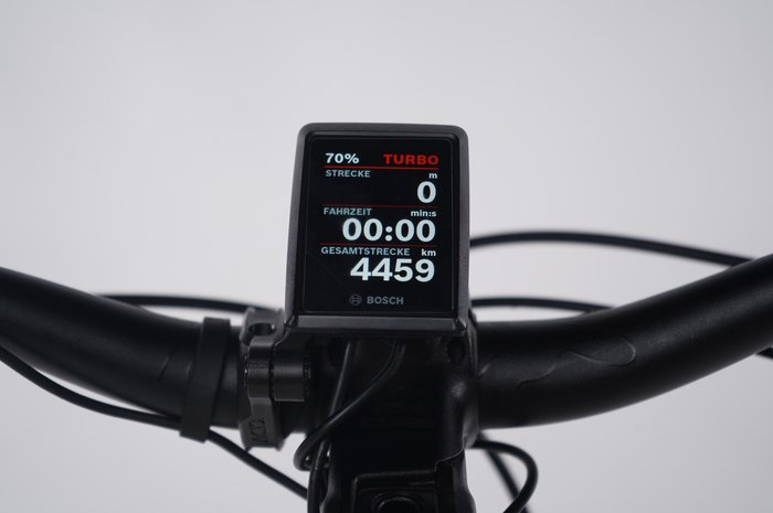 Cube Kathmandu Hybrid SLT 750