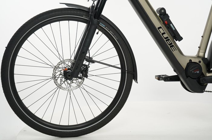 CUBE Kathmandu Hybrid Pro 625