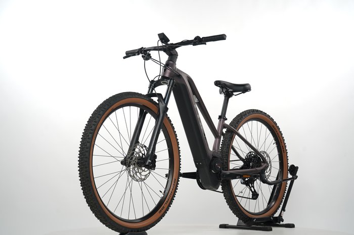 Cube Reaction Hybrid EXC 625 29