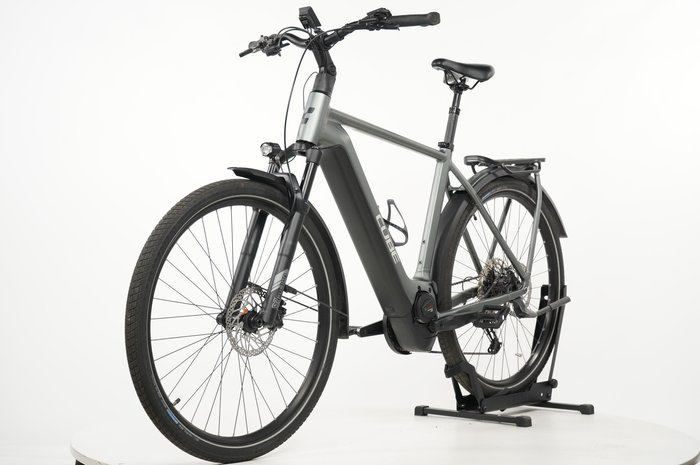 CUBE Kathmandu Hybrid