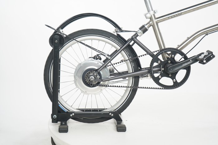 Vello Titan Mountain Drive