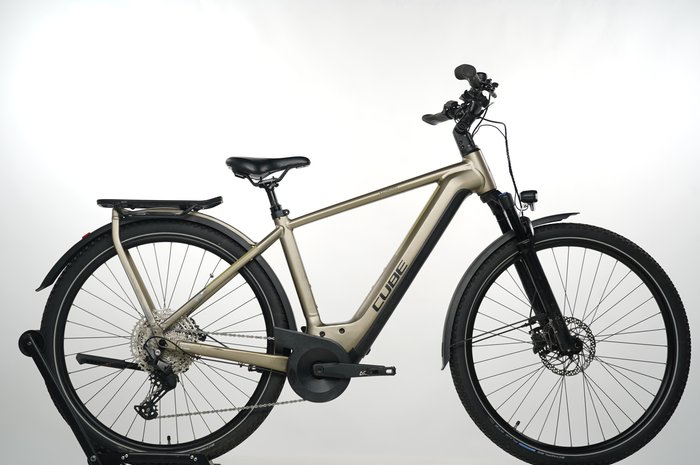 Cube Kathmandu Hybrid Pro 750