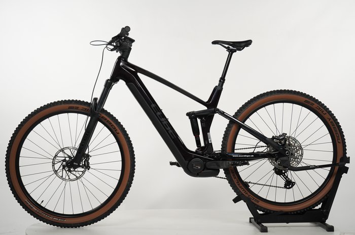 CUBE Stereo Hybrid 140 HPC Race 750