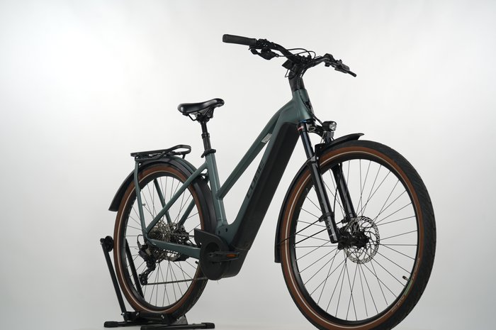 Cube Kathmandu Hybrid EXC 750