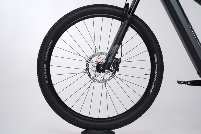 CUBE Reaction Hybrid Pro