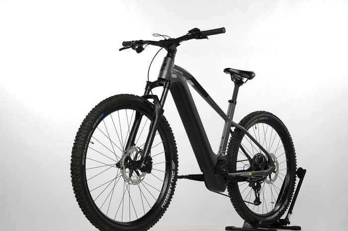CUBE Reaction Hybrid Race 750