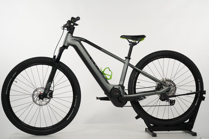 CUBE Reaction Hybrid Pro 750