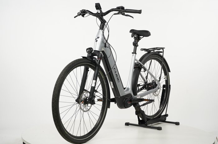 CUBE Supreme Hybrid SLX 625 Easy Entry