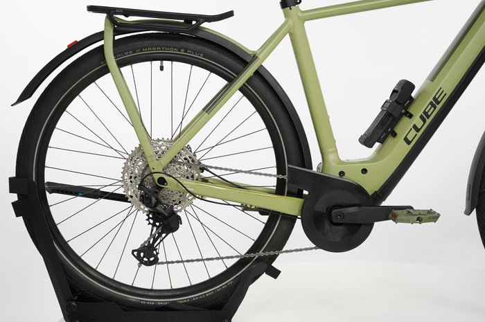CUBE Kathmandu Hybrid SLX 750