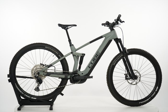 CUBE Stereo Hybrid 140 HPC Pro 750