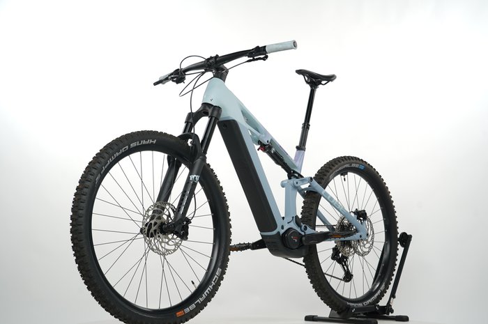 CUBE Stereo Hybrid One44 HPC Race 800