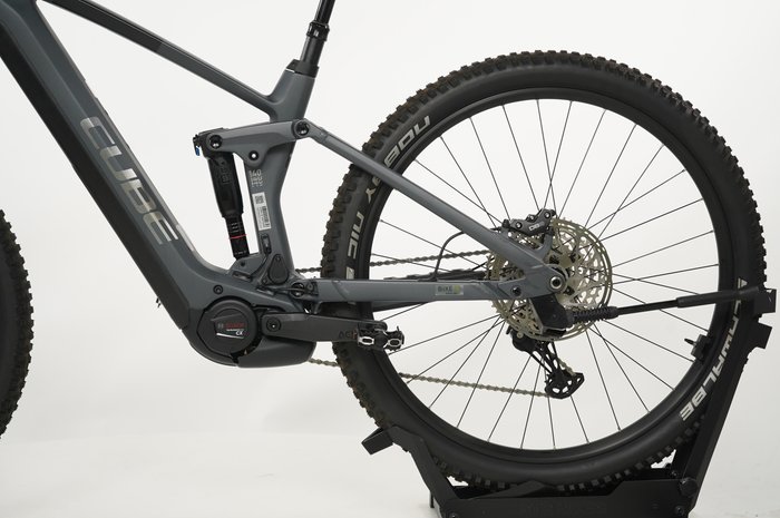CUBE Stereo Hybrid 140 HPC Race 750