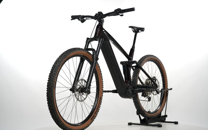 CUBE Stereo Hybrid 140 HPC Race